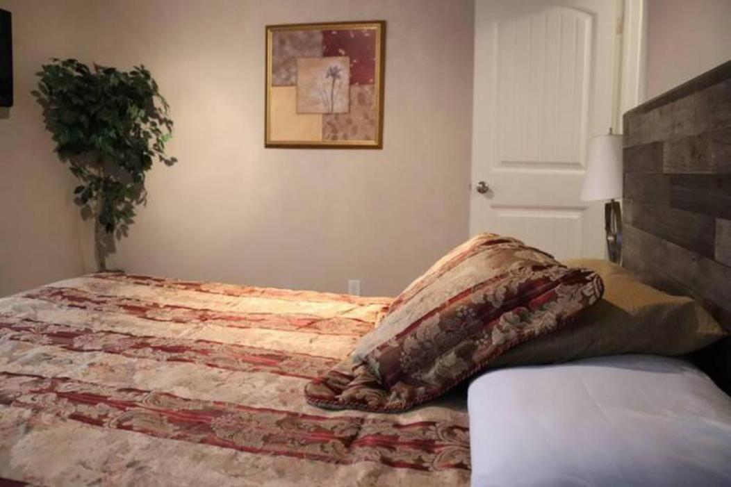 Charming 2 Bedroom Retreat Minutes From Downtown Tulsa Luaran gambar